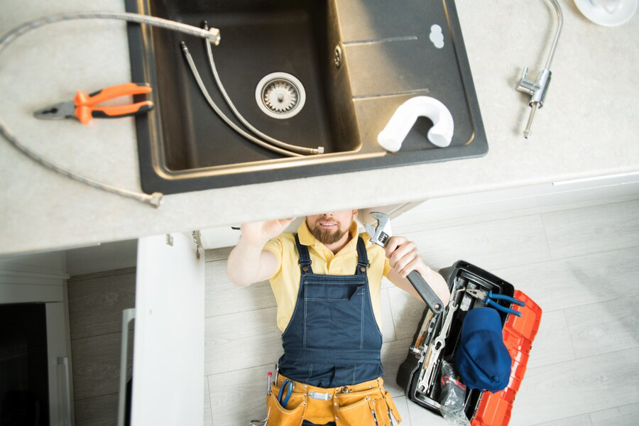 The Hidden Dangers of DIY Plumbing